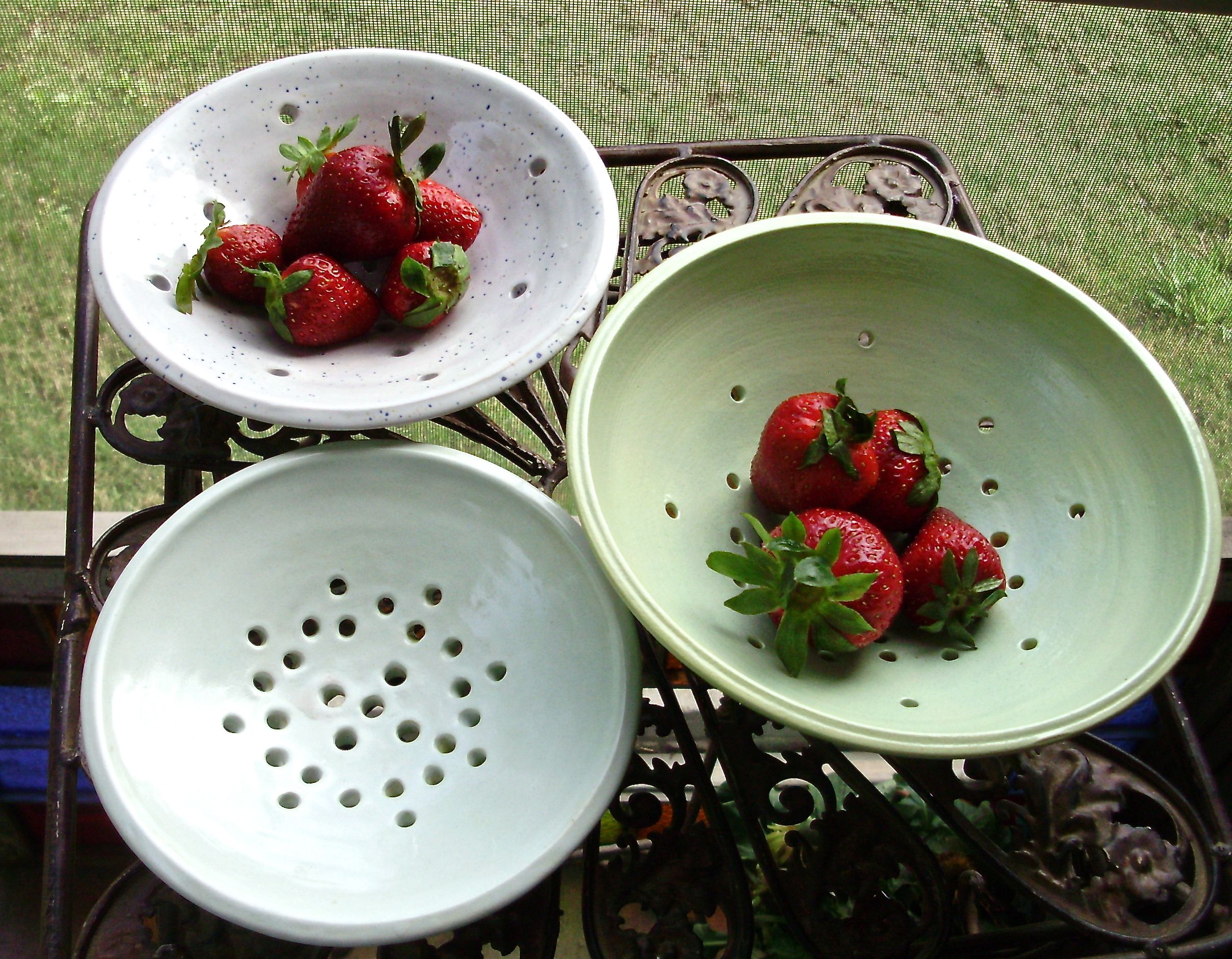 Make a Berry Bowl with Sean