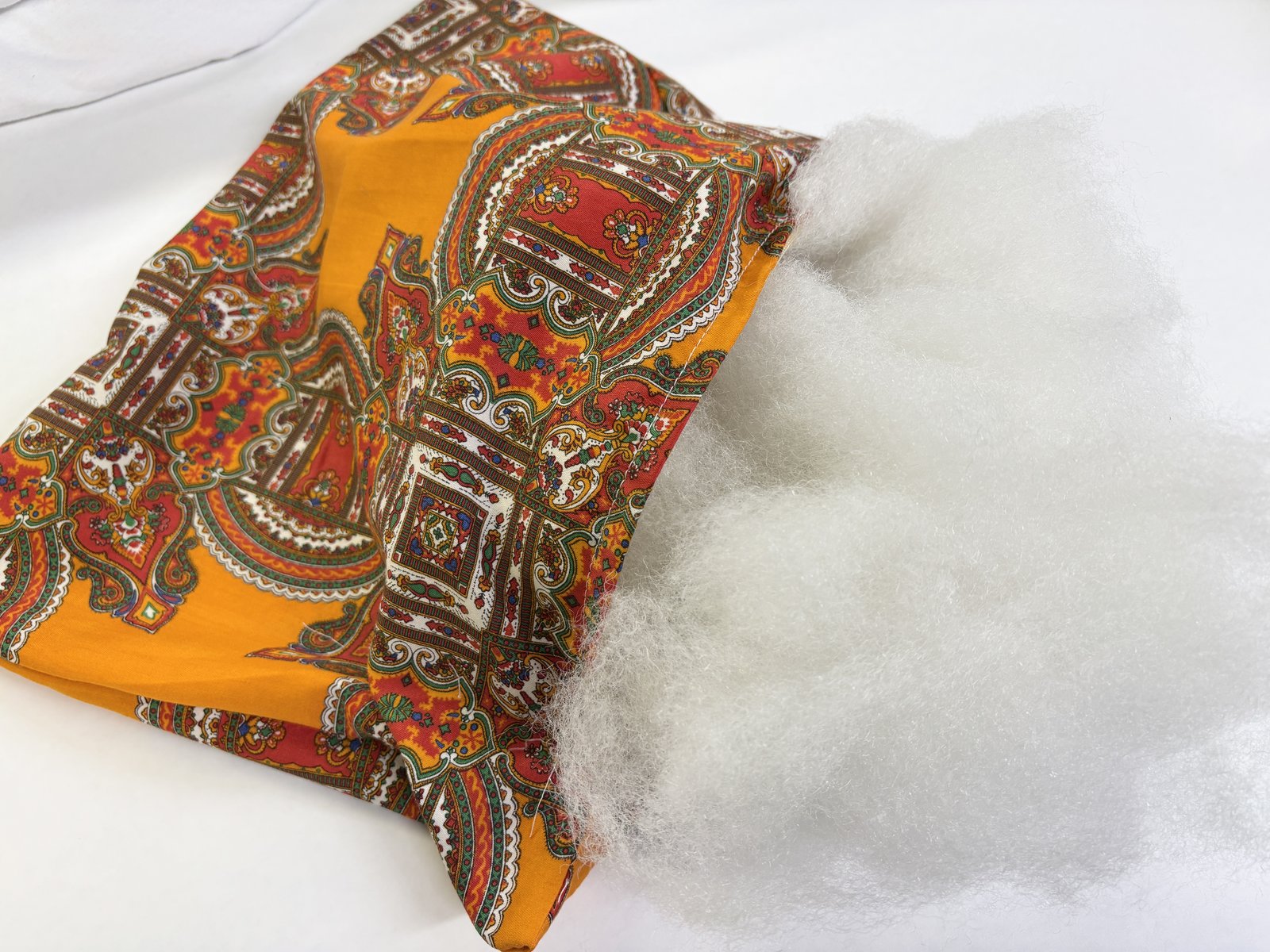 Make a Zippered Pillow/Pillowcase with Sarah